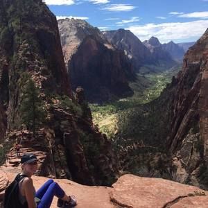 Meet your Posher, Caitlyn